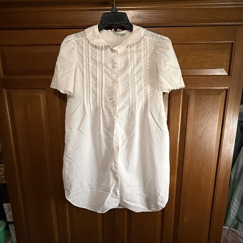 WindyRose Vintage Cottagecore Pink Button-Front Nightgown Lace Trim Embroidery S
